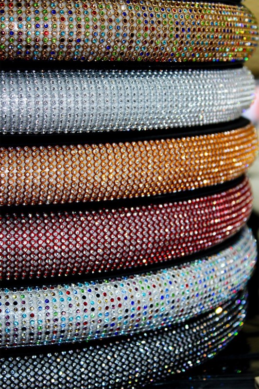 Роскошная оплетка на руль со стразами (37-39 см)